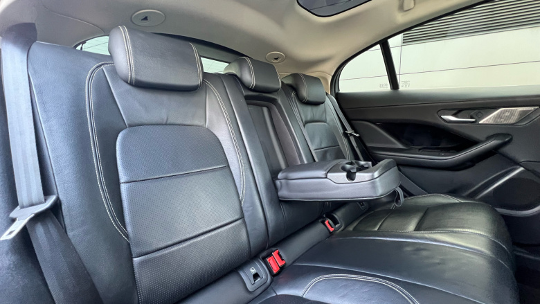 Jaguar I-Pace 294kW EV400 SE 90kWh 5dr Auto Electric Estate